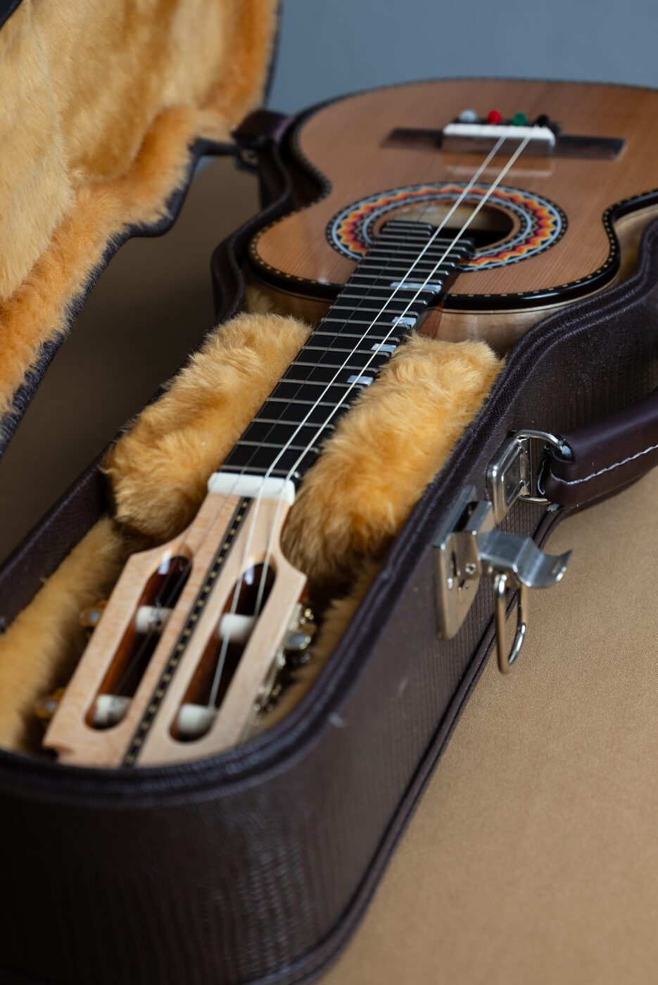 Cavaquinho Maple / Cedro Canadense — tampo e roseta